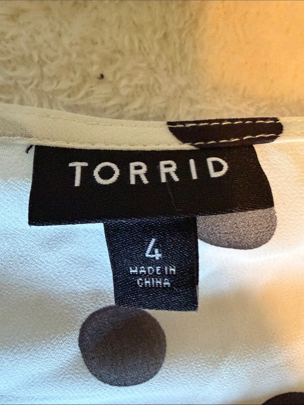 Torrid White & Black Polka Dot Chiffon Smocked Babydoll Top - Plus Size 4 - Picture 8 of 11